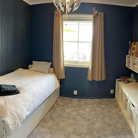 וילה Large With A Lovely Garden, Perfect For Families! ברגן