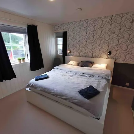 Villa Large With A Lovely Garden, Perfect For Families!